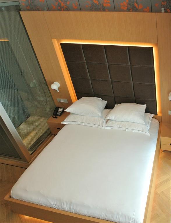 Amadi Park Hotel Amsterdam Eksteriør bilde